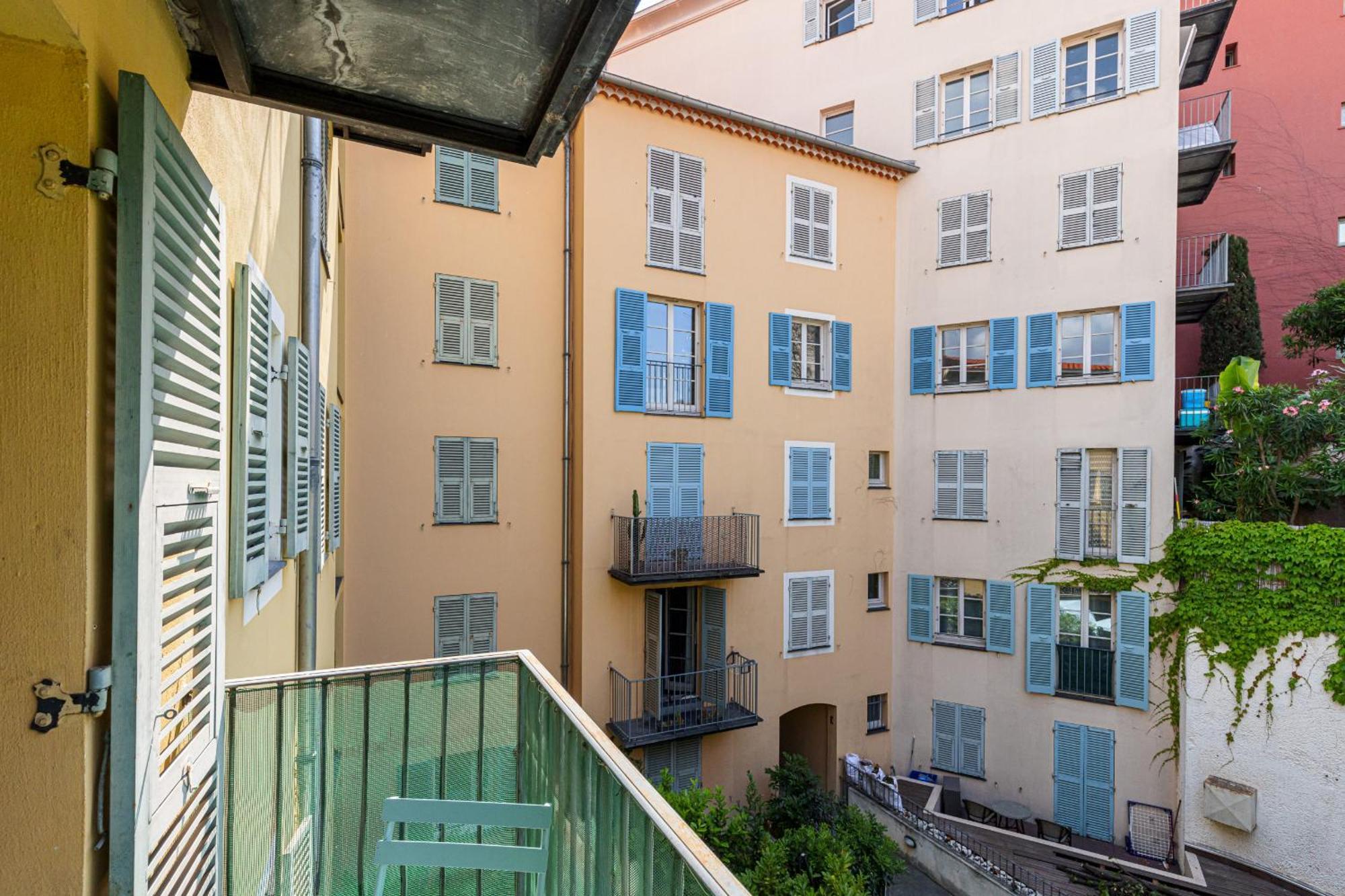 2 Bdrs & Parking In The Old Town ! Apartment Nice Ngoại thất bức ảnh