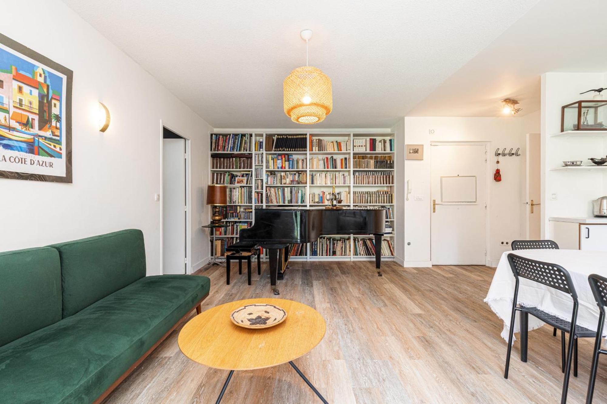2 Bdrs & Parking In The Old Town ! Apartment Nice Ngoại thất bức ảnh